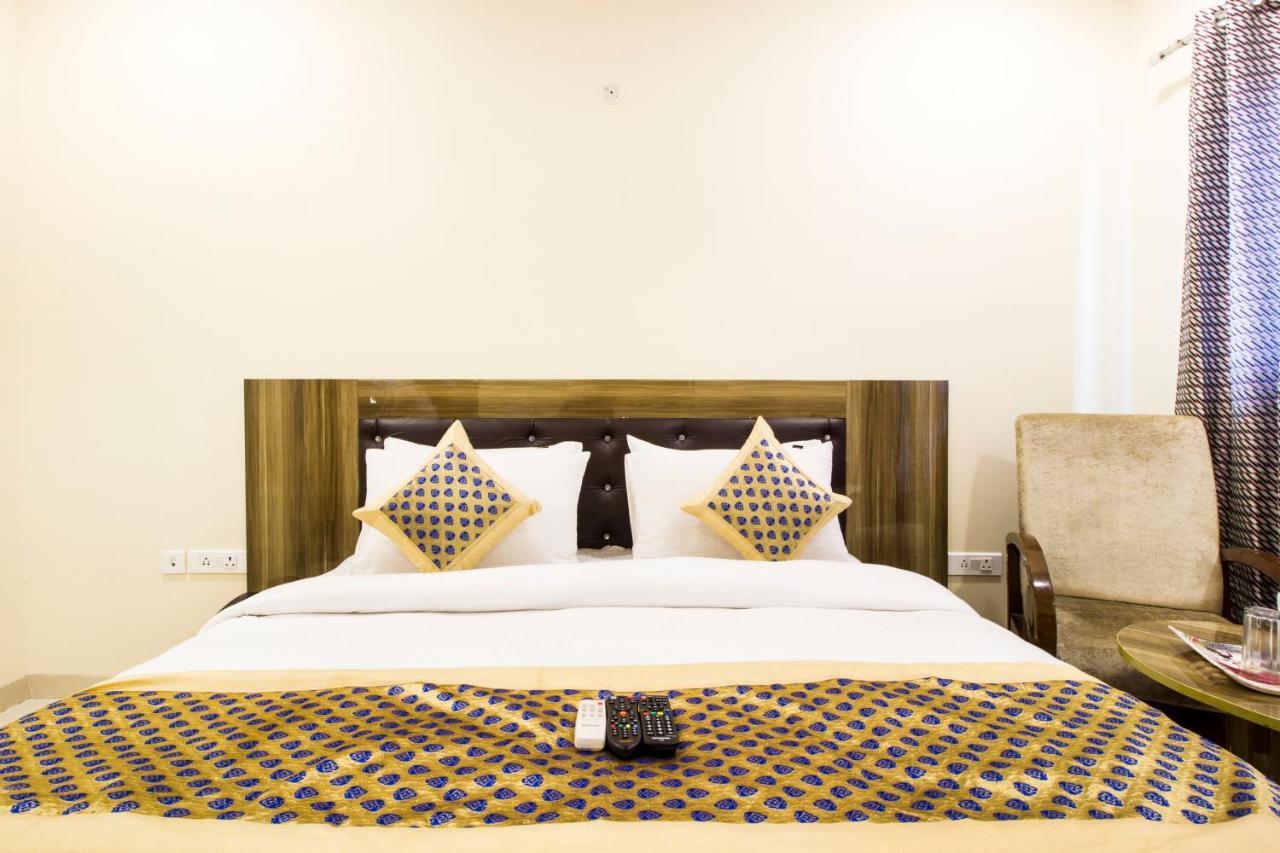 Fabhotel Signature Cyber Park Δελχί Εξωτερικό φωτογραφία
