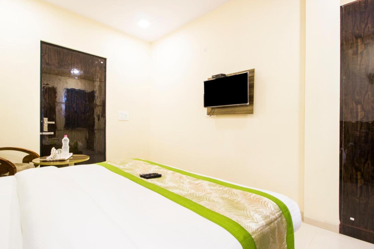 Fabhotel Signature Cyber Park Δελχί Εξωτερικό φωτογραφία