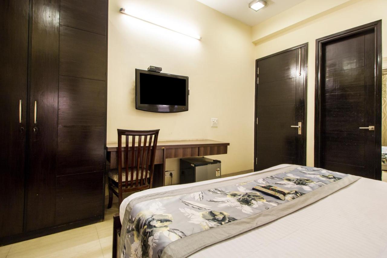 Fabhotel Signature Cyber Park Δελχί Εξωτερικό φωτογραφία